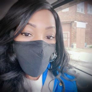 Meet your Posher, Felicia